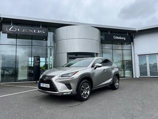 Lexus NX 300h AWD