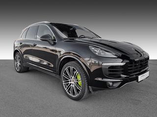 Porsche Cayenne S E-Hybrid