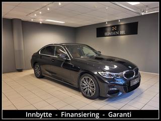 BMW 330e Sedan