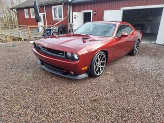 Dodge Challenger 6.4 V8 HEMI