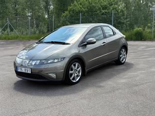 Honda Civic 5D 1.8 i-VTEC