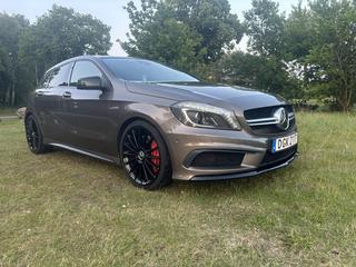 Mercedes-Benz A 45 AMG 4MATIC