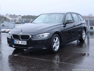 BMW 318 143hk S/V-hjul Navi 2012