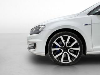 Volkswagen Golf 2016 HDF567