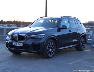 BMW X5 xDrive40i 340hk M Sport Pano Komfortstolar 2020