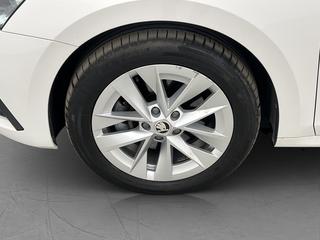 Škoda Octavia 2023 WGJ80J