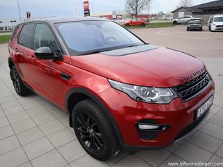 Land Rover Discovery 2.0 TD4 AWD 180hk Panoramatak Navi Drag Svensksåld 2017