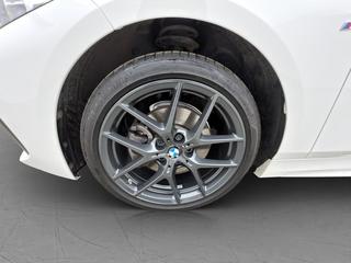 BMW 118i 2024 BGP92E