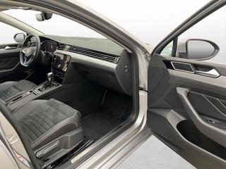 Volkswagen Passat 2023 DXJ13X