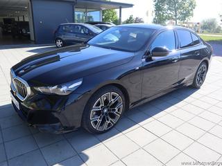 BMW 530 e Plug-In Hybrid 299hk Aut M-sport Momsbil Navi Drag 1 Ägare 2024