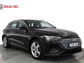 Audi Q8 e-tron 55 QUATTRO 408HK 114kWh DRAG B-KAMERA P-VÄRM LÄDER NAV – DAAL Bil