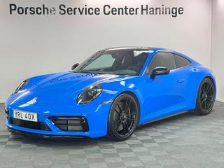 Porsche 911 992 Carrera 4 GTS