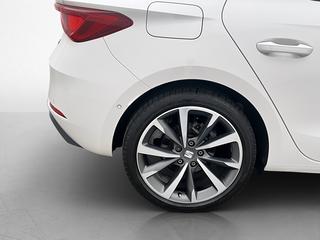 SEAT Leon 1.5 eTSI FR Cockpit Navi Kamera Halvskinn