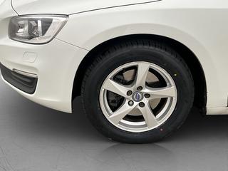 Volvo V60 Kinetic D2 P-sensorer Farthållare AC Bluetooth