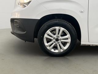 Opel Combo Cargo 131hk Värmare Drag B-Kamera CARPLAY Moms