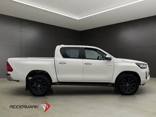 Toyota Hilux Hero 2.4 AWD M/K-Värmare Drag Kamera Diff Moms