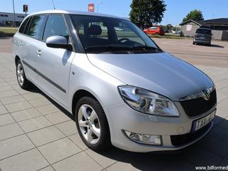 Skoda Fabia COMBI 1.2 8V TSI 105hk AC Lågt miltal 2011