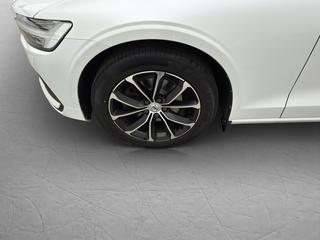 Volvo V60 D4 190hk Momentum Värmare VOC H/K Kamera Navi Drag