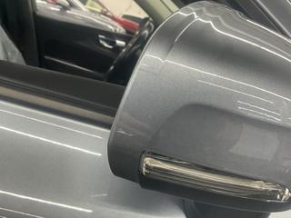 Volvo XC60 D4 AWD Momentum Värmare Keyless P-Sensorer Drag