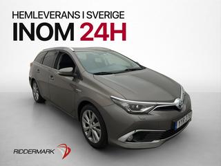 Toyota Auris Executive 136hk P-sensorer Bluetoot Navigation