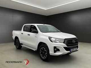 Toyota Hilux Hero 2.4 AWD Fjärr-Värm Drag B-Kamera Diff Moms