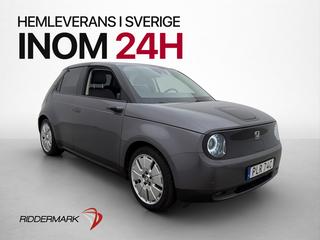 Honda E 35.5 kWh 154hk Panorama Rattvärme Navi Bluetooth
