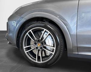 Porsche Cayenne Turbo 550HK / PANORAMA / CHRONO / PDLS+ / SVENSKSÅLD - BD Bil