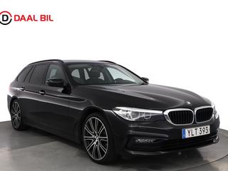 BMW 520d XDRIVE TOURING 190HK SPORT LINE PANO VÄRMARE B-KAM NFC – DAAL Bil
