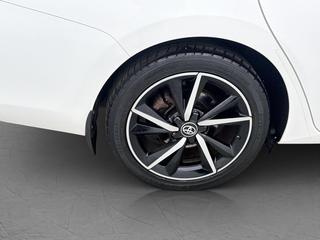 Toyota Auris Touring Hybrid Intense Edt M&K-Värmare Kamera
