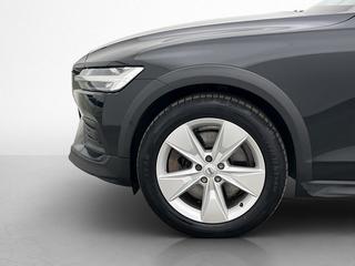 Volvo V60 Cross Country B4 AWD Advanced Värmare Kamera Drag