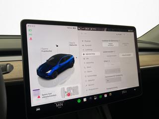 Tesla Model Y Long Range AWD Drag 1 Brukare Pano Skinn AP