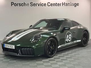 Porsche 911 Carrera 4 GTS 992 2 Carrera 4 GTS