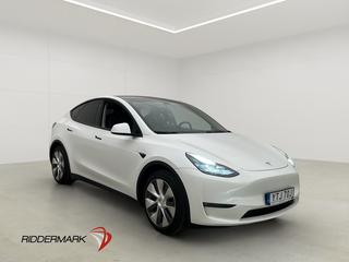 Tesla Model Y Long Range AWD 1 Brukare Drag Moms Pano Kamera