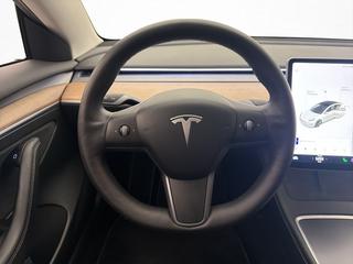 Tesla Model 3 Standard Range Plus AP En-Brukare Svensksåld