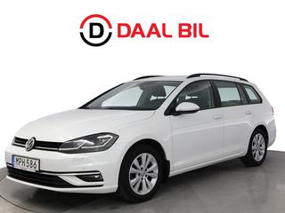 Volkswagen Golf SPORTSCOMBI 1.0 TSI 110HK PLUSPAKET DRAG B-KAM RATTVÄRM – DAAL Bil