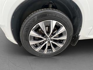 Volvo XC60 AWD B4 Momentum Advanced Sensor Drag Pano CarPlay