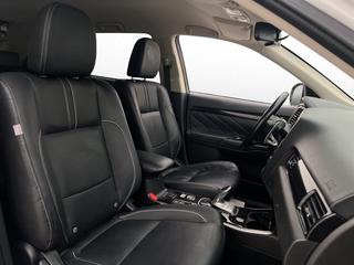 Mitsubishi Outlander PHEV AWD Business 360° Skinn Drag