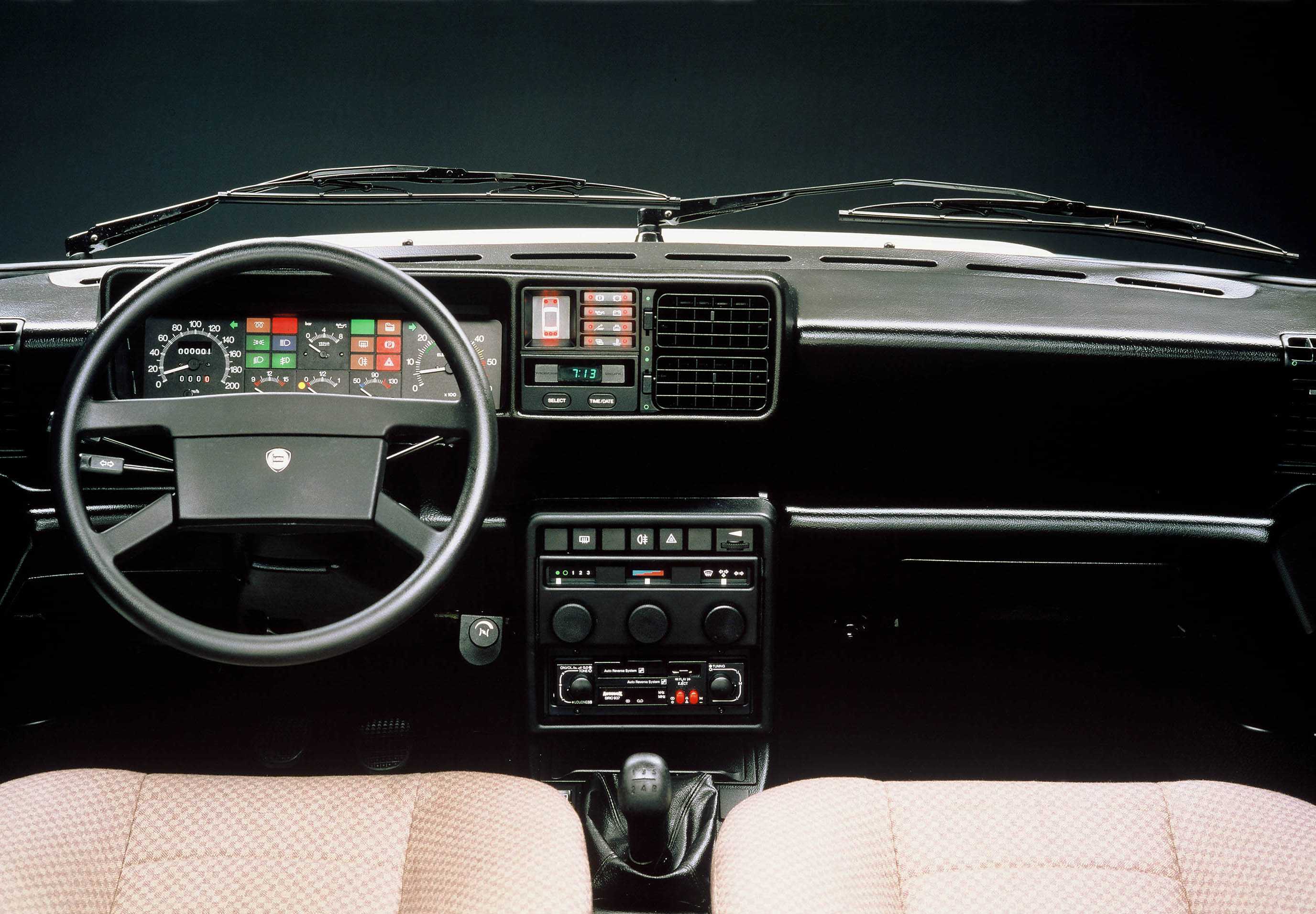 2X GASFEDER Dämpfer Heckklappe Lancia Prisma 831 Limousine 1983-1989